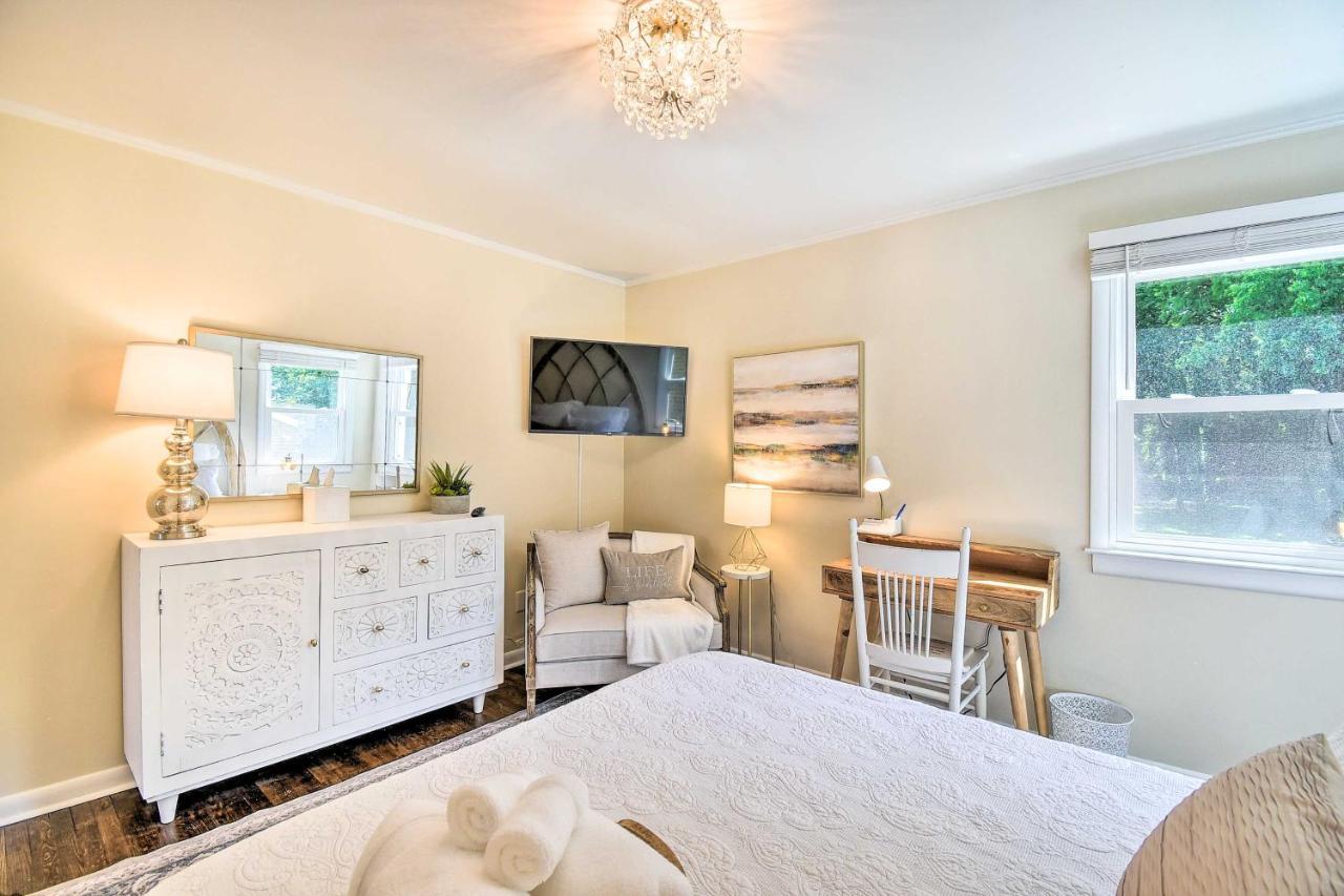 Charming Hampton Home With Yard 2 Mi To Beach! Exterior photo