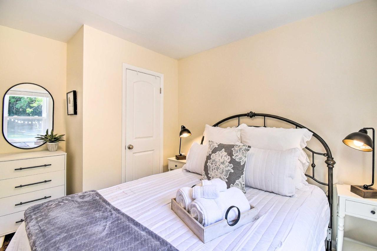 Charming Hampton Home With Yard 2 Mi To Beach! Exterior photo
